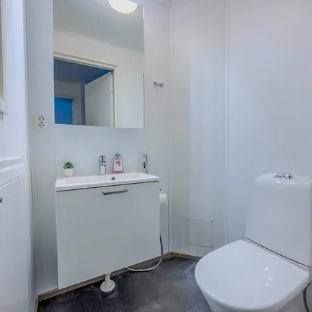 Lakevillas B4 - Sis 4 Kpl Hissilippuja דירה *